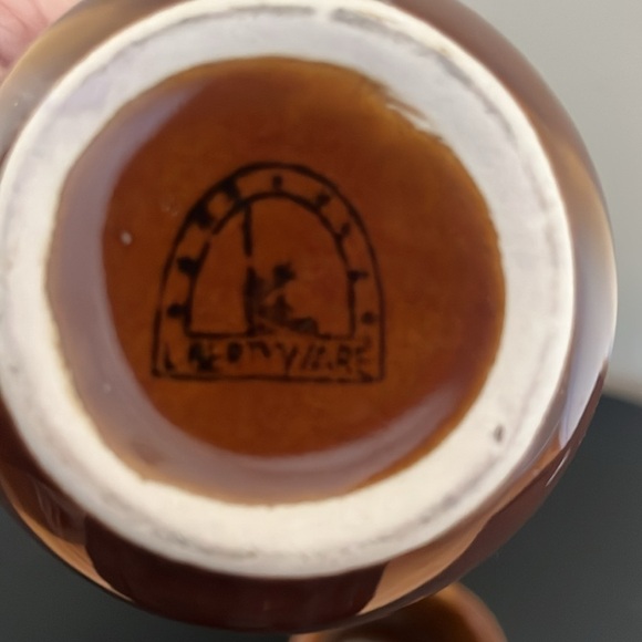 Vintage Libertyware 4 brown mugs - Picture 3 of 3